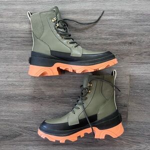 Free people Movement X Sorrel Brex lace lugged waterproof boots, size 9